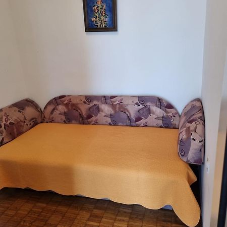 Apartman On The Beach - Nemira, Omis Leilighet Eksteriør bilde